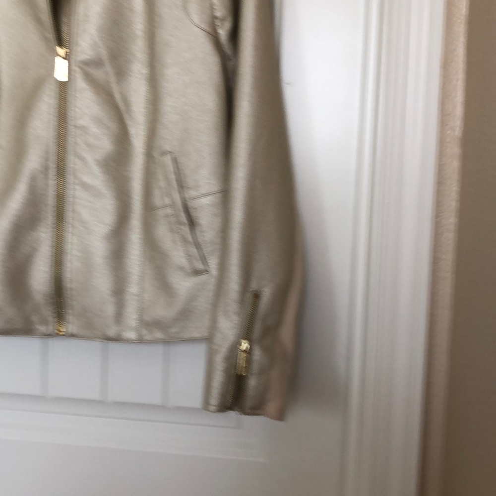 Jacket - Picture 2 of 2